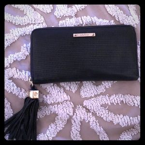 Stella & Dot Black Mercer Wallet